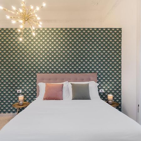 Palazzo Galeoni Luxury Suites 살레르노 외부 사진