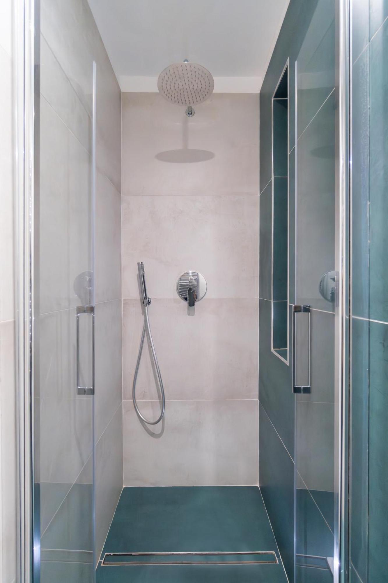 Palazzo Galeoni Luxury Suites 살레르노 외부 사진