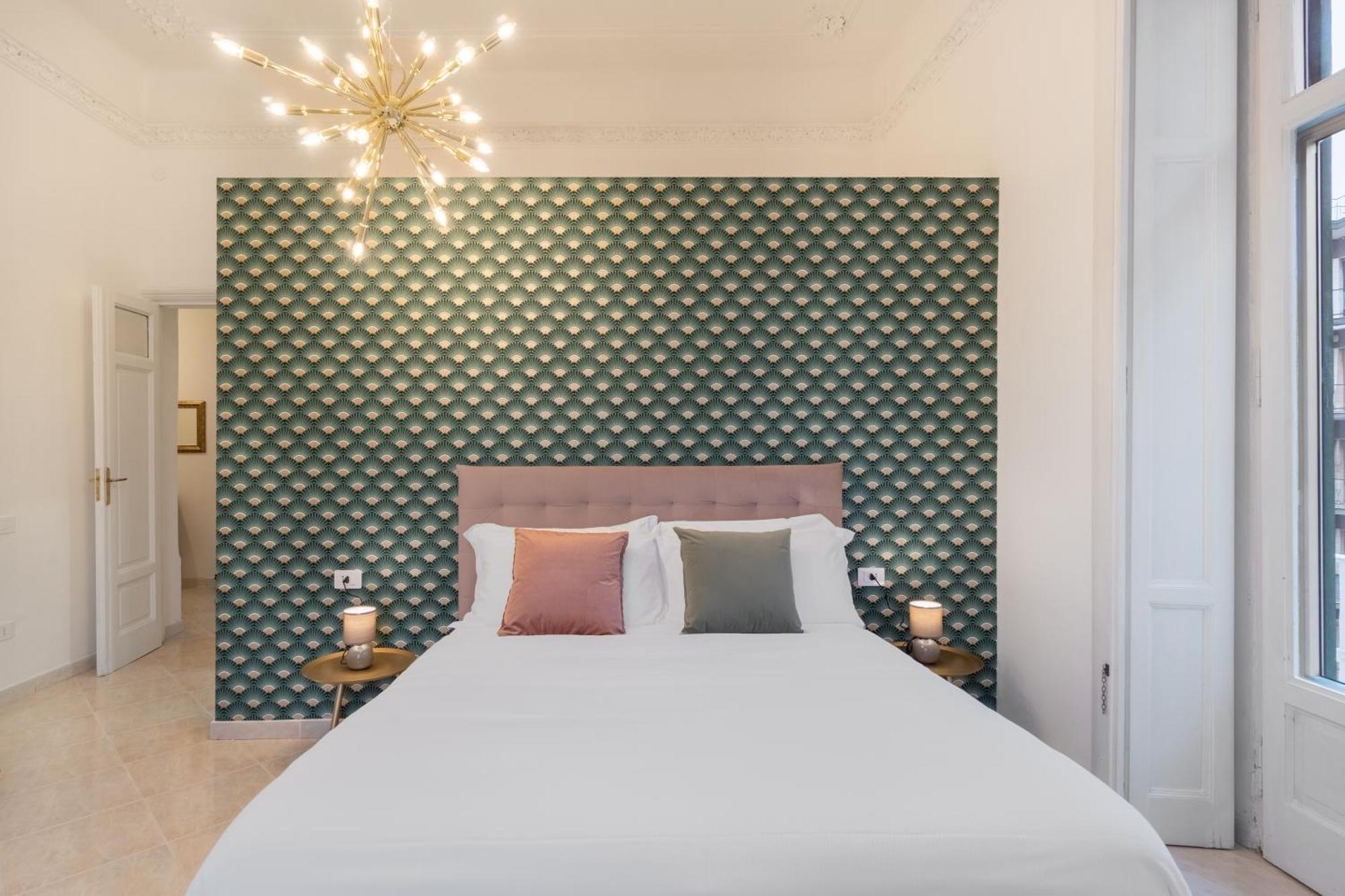 Palazzo Galeoni Luxury Suites 살레르노 외부 사진
